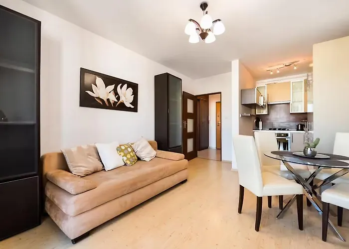 Zielone Zacisze, Darmowy Parking * Varšava