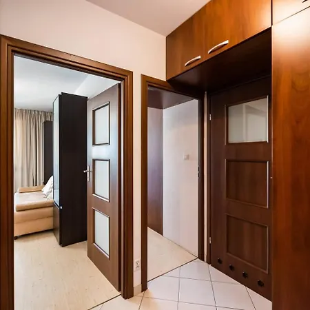 Zielone Zacisze, Darmowy Parking Apartment